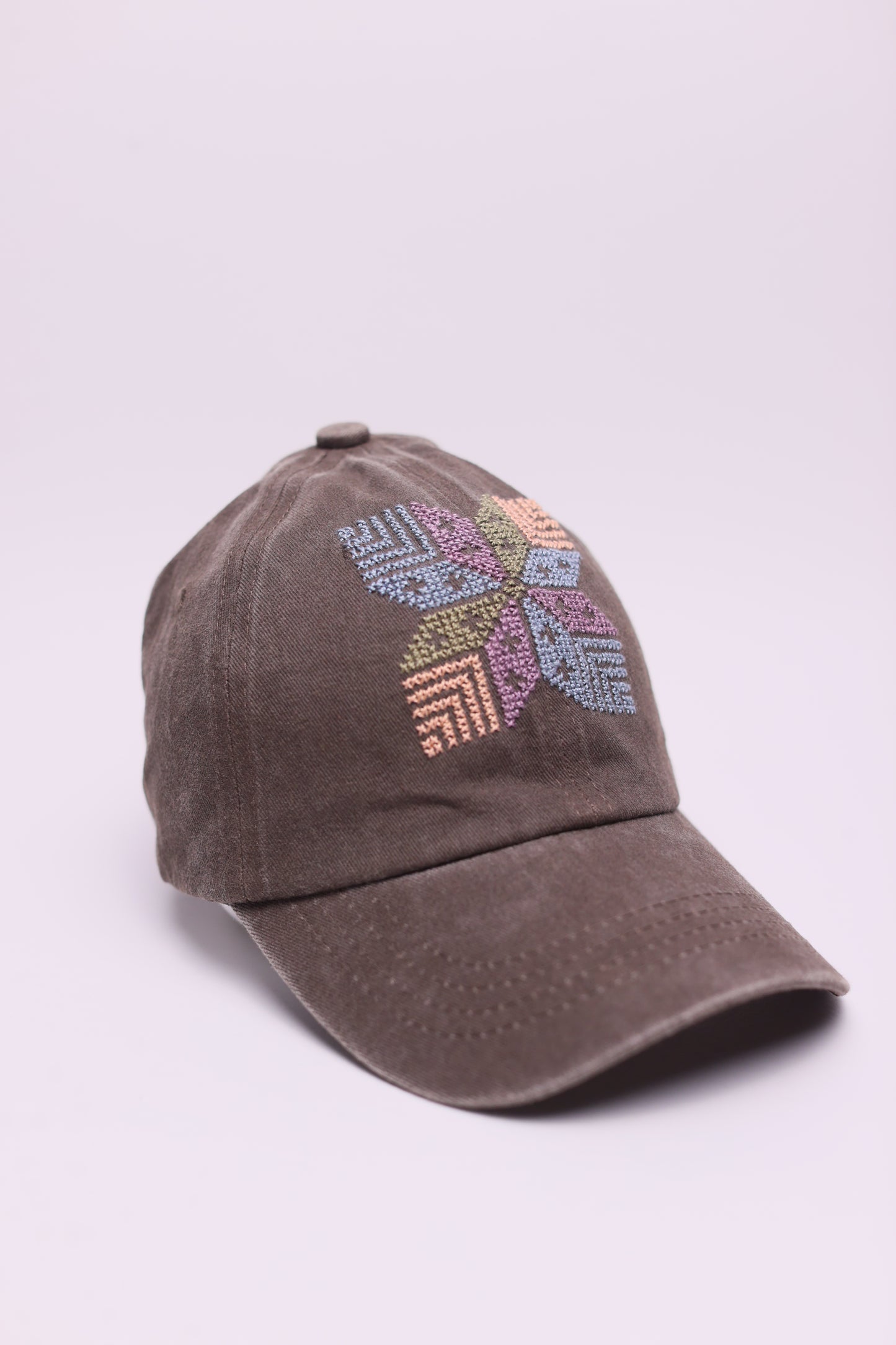Pastel star hand-embroidered cap