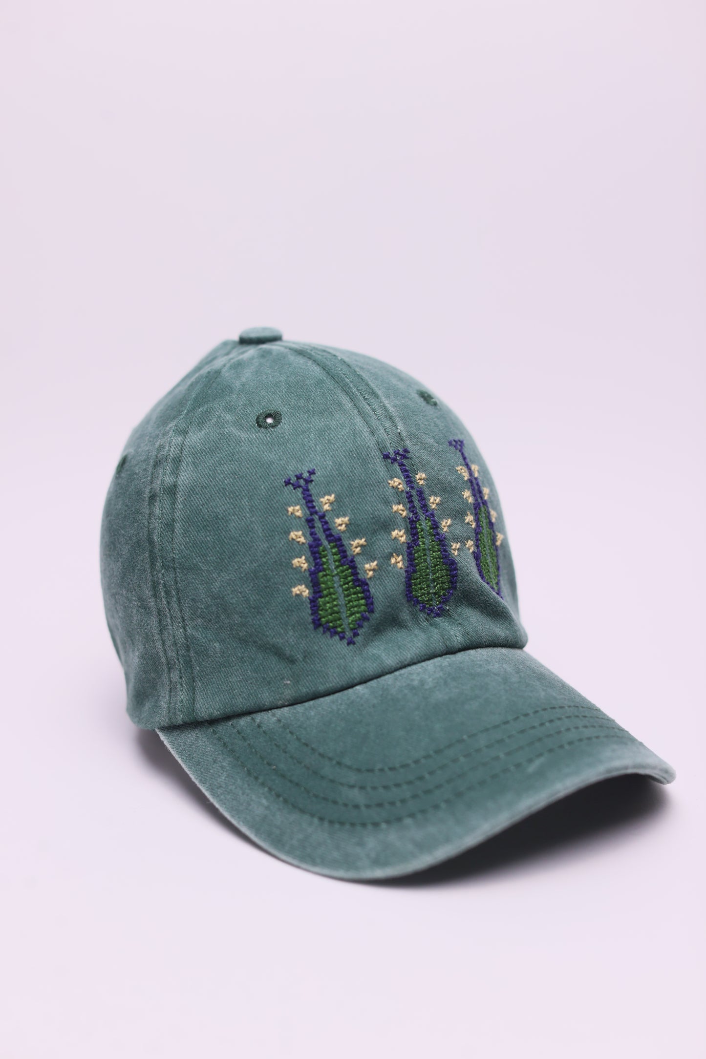 Green 3 saru hand embroidered cap
