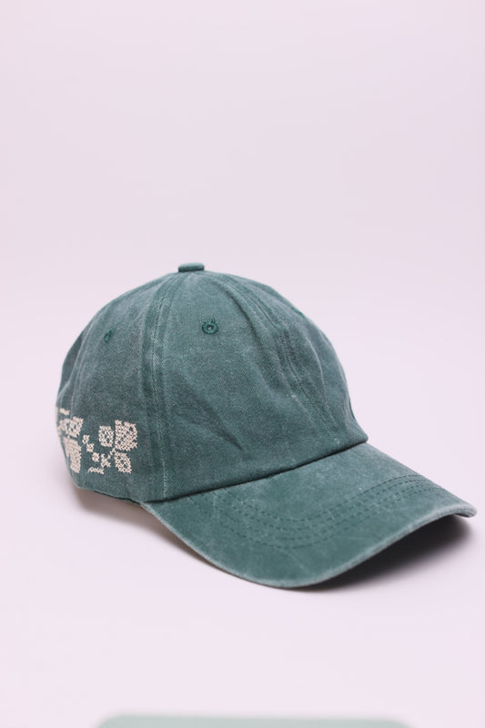 Side leaves Green hand embroidered cap