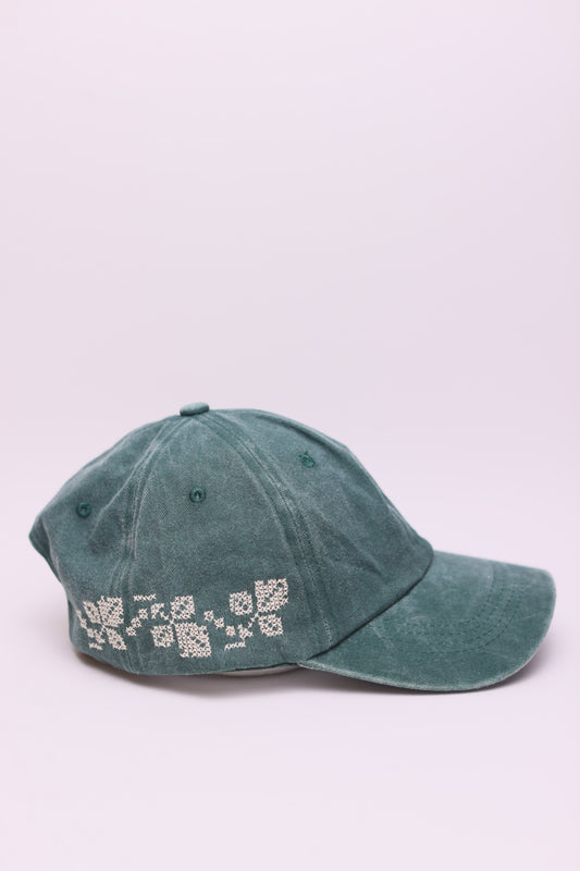 Side leaves Green hand embroidered cap
