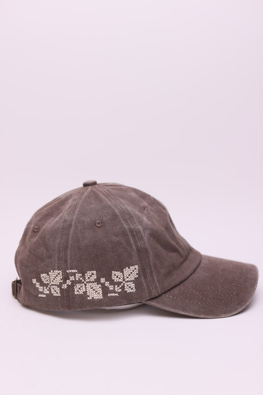 Side leaves hand embroidered cap